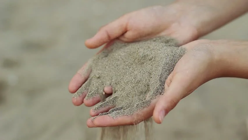 sabbia per costruire un campo da beach volley